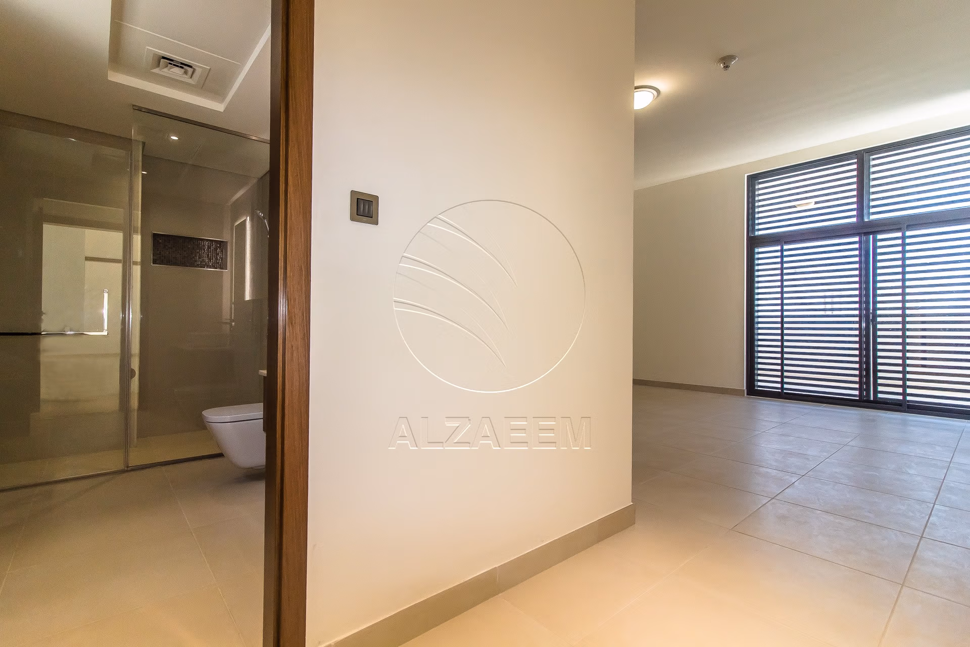VACANT! 5BR+Maid | Mid Unit-Double Row
