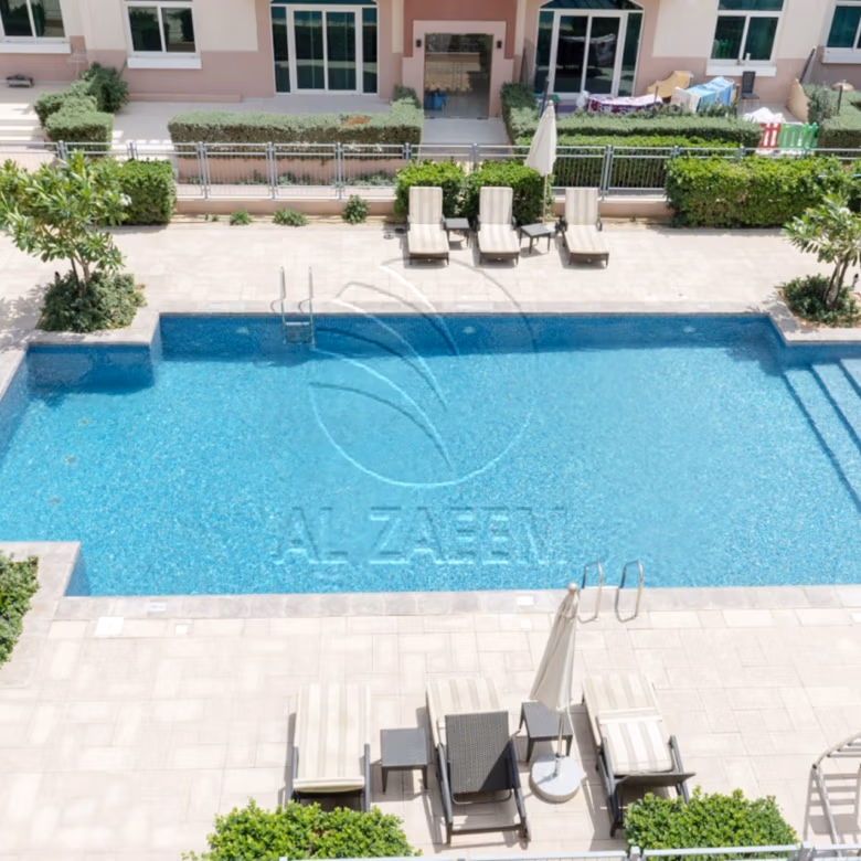 √Studio Type | Mid Level | Pool view√