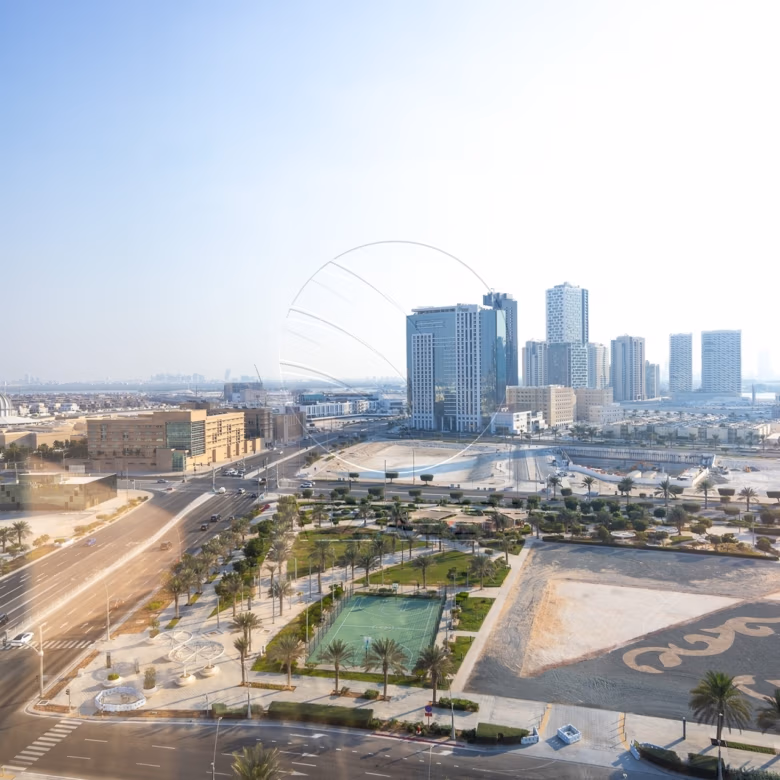 Exclusive! 2BR+Maid | Community View