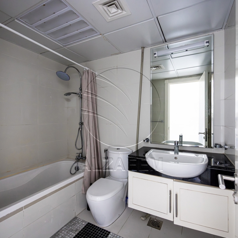 VACANT 1BR+Storage | Partial Sea View | Furnished