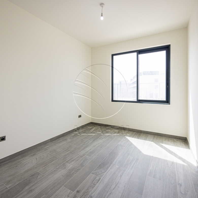 VACANT 3BR TH | Prime Location | NEW Family Home!