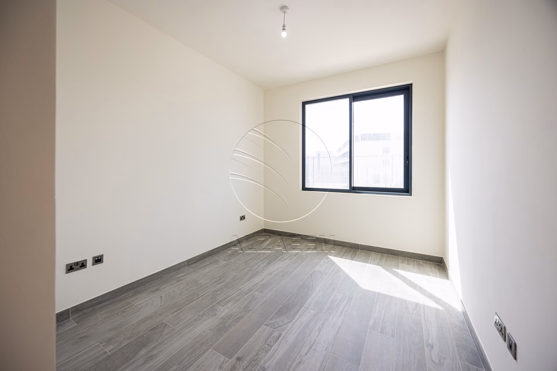 VACANT 3BR TH | Prime Location | NEW Family Home!