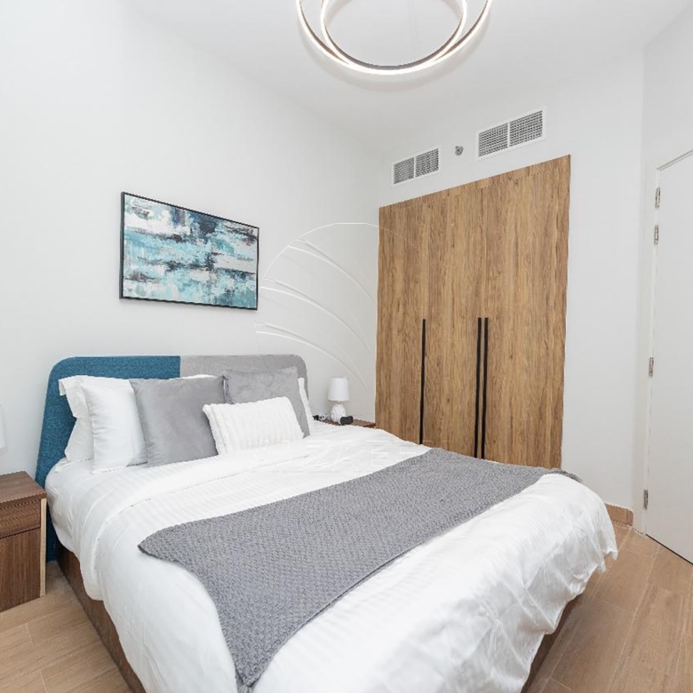 √Furnished Unit | Move-in Ready | Full Canal View√