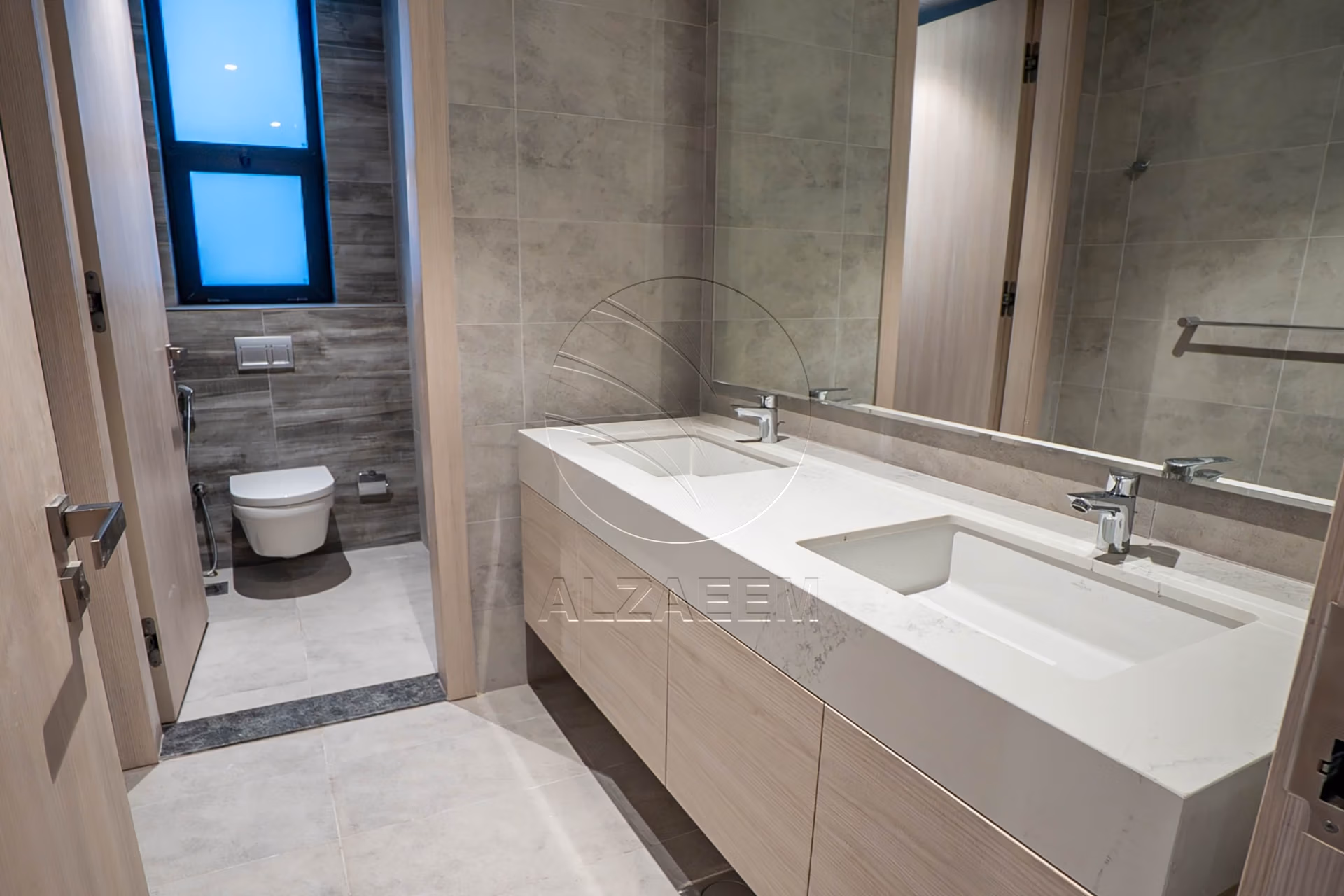 High Quality Upgraded Villa | Single Row | VACANT