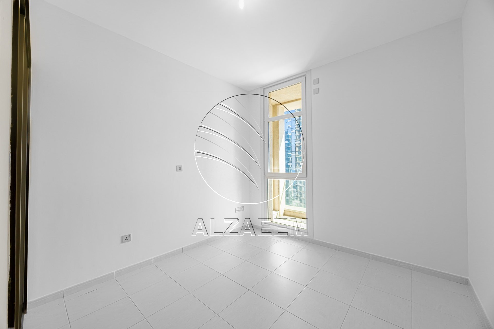 Sun and Sky View | Vacant | Brand New Appliances