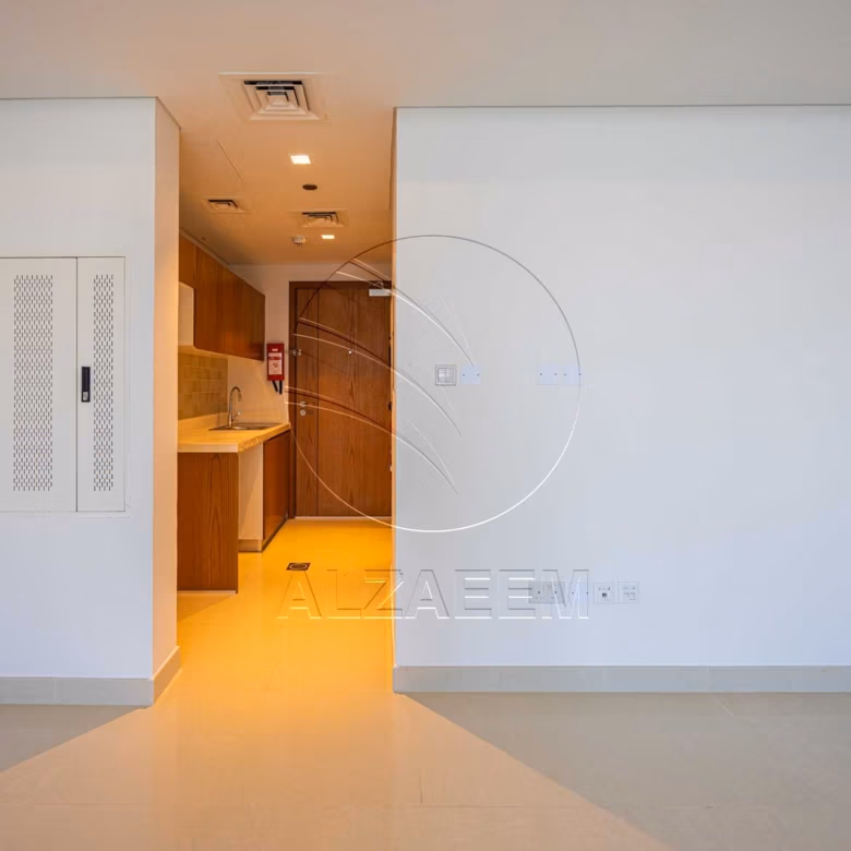 √Just Listed | Rented Studio with Community Views√