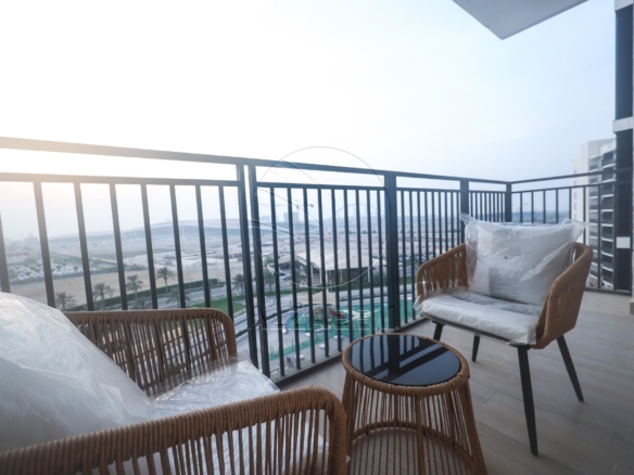 Partial Canal View | Furnished | Up to 3 Payments