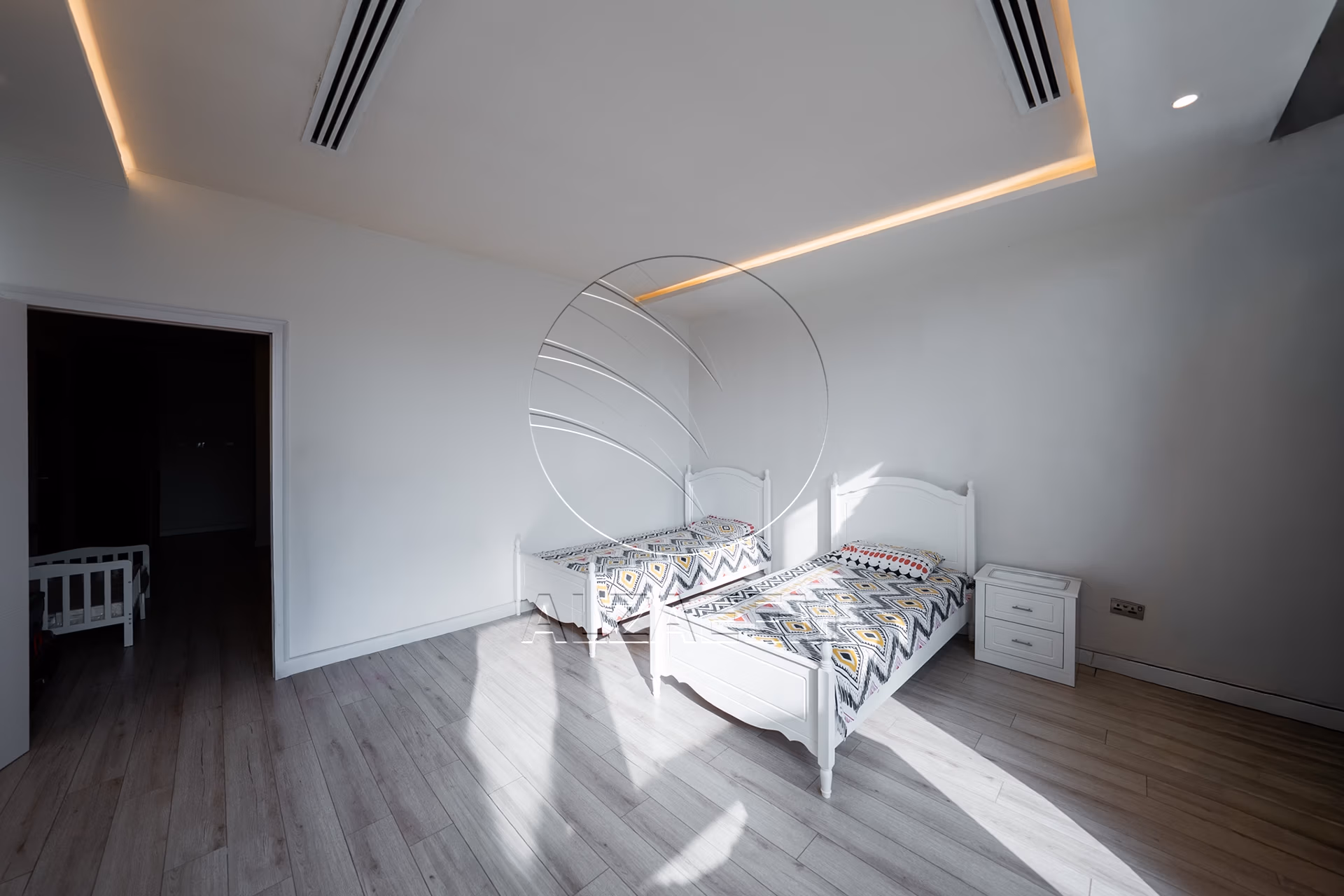 VIP | Upgraded Villa | Corner Single Row | Jacuzzi