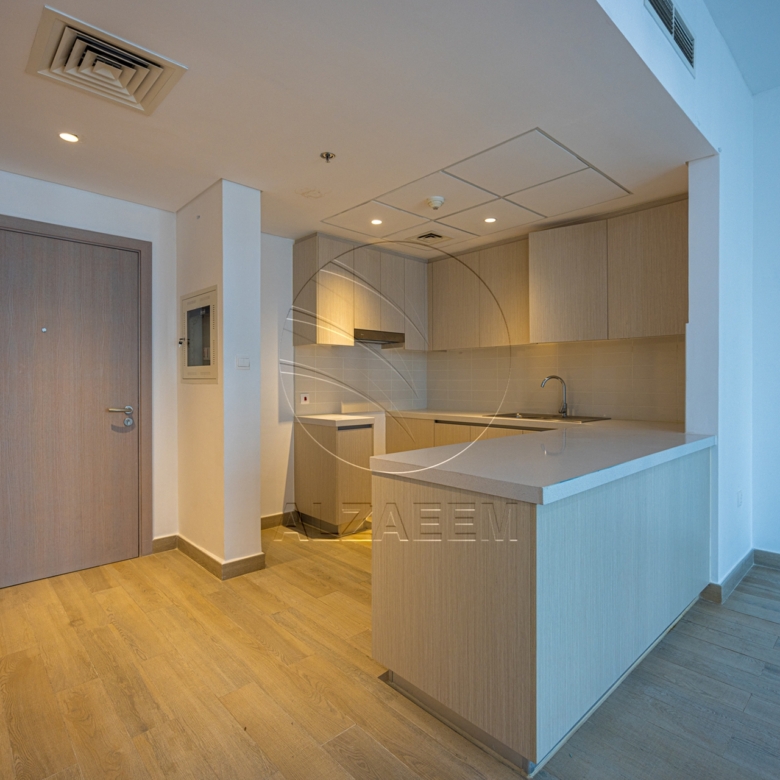 Partial Canal View | High Floor | VACANT