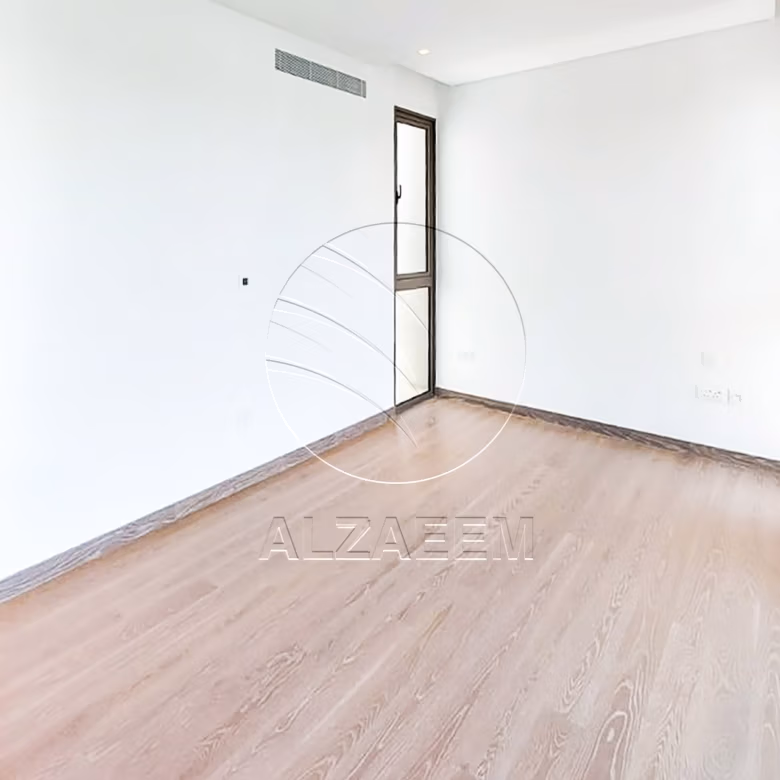 Corner | Single Row | Type 4F | Pool + Golf view