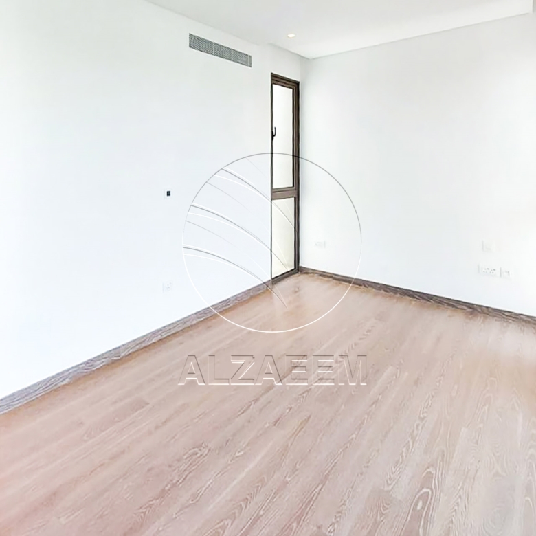 Corner | Single Row | Type 4F | Pool + Golf view