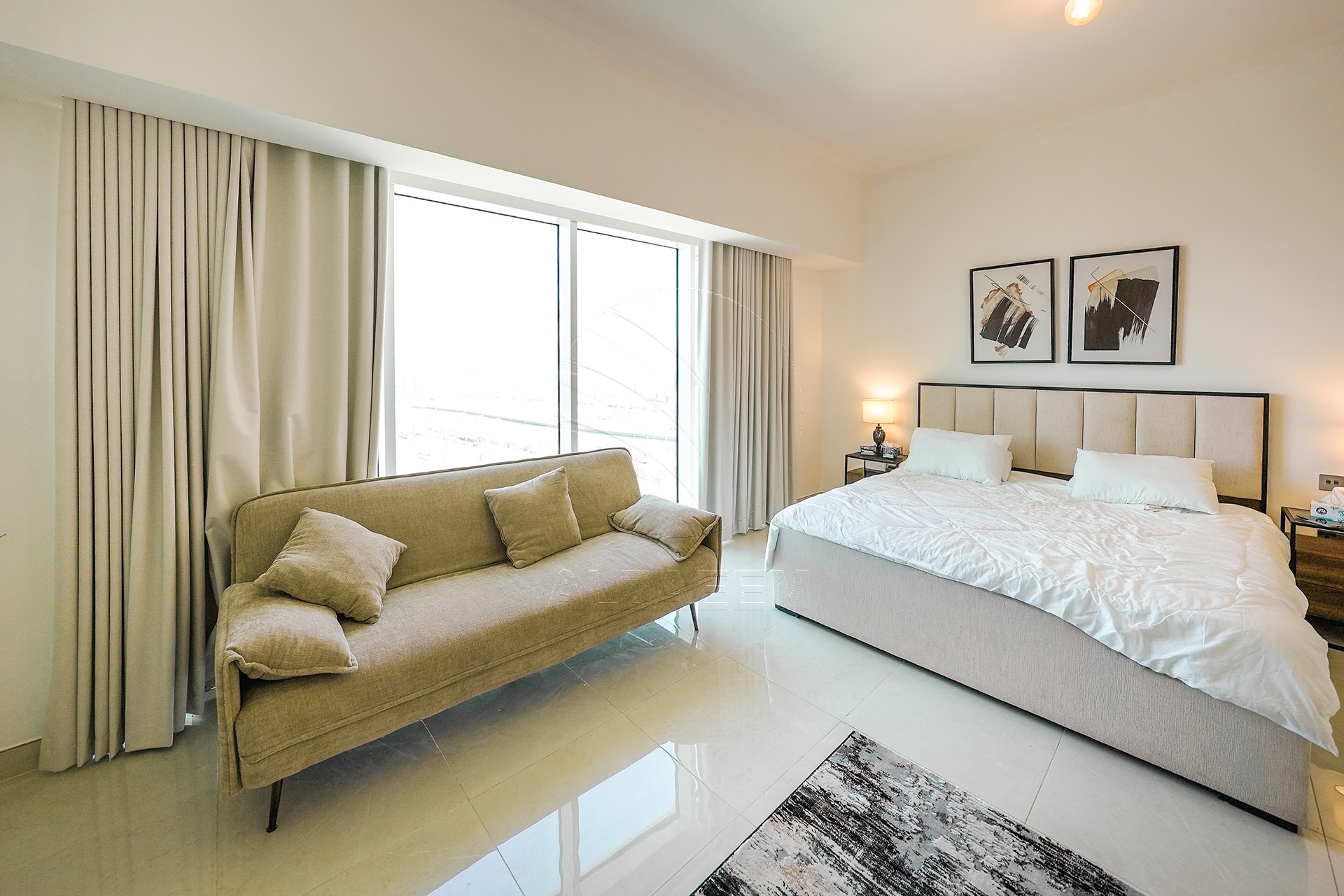 √ EXCLUSIVE + VACANT! Elegantly Furnished Studio √