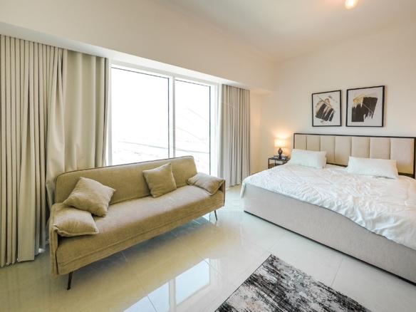FURNISHED High Lvl Partial Canal View! 4 Payments