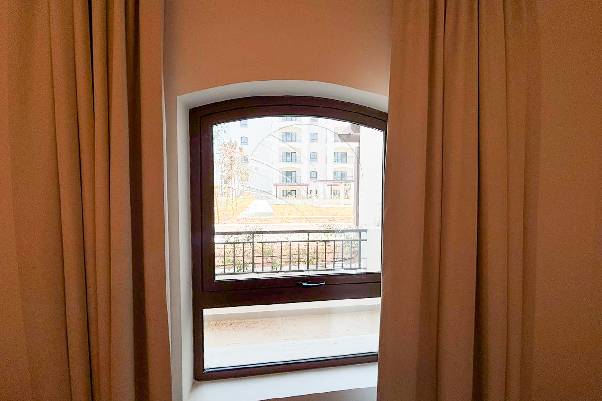 √ Furnished | Upto 4 Payments | Community View √