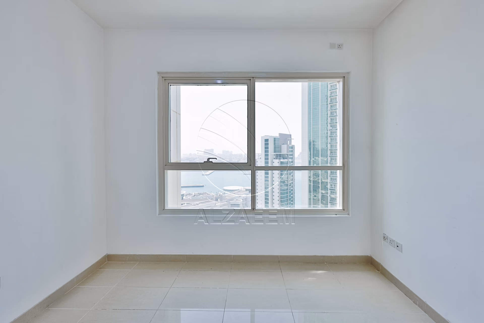 Move-in Ready | Higher Level | Sea and Urban Views