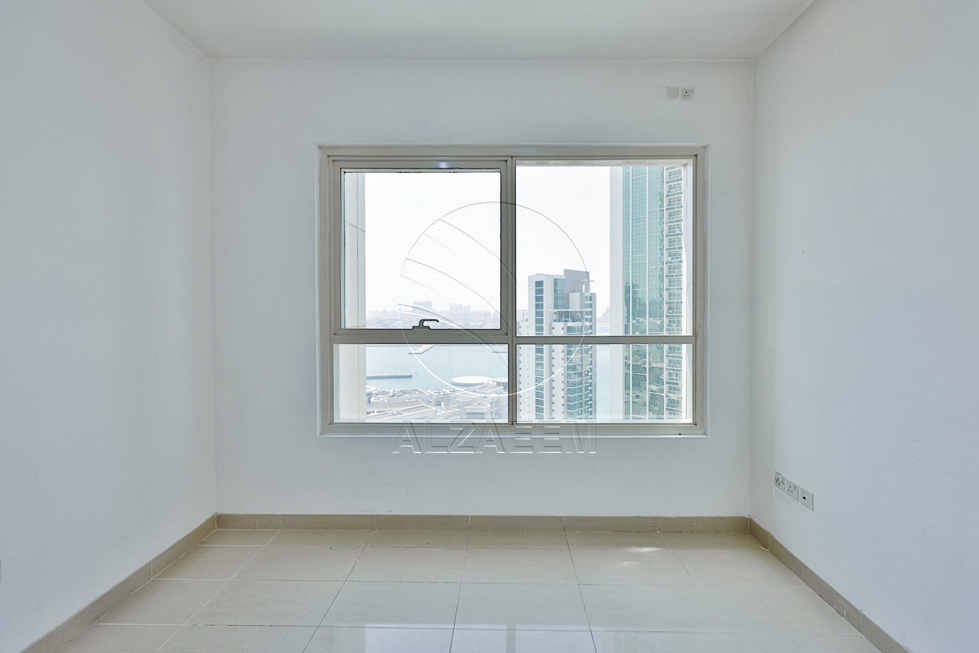 Move-in Ready | Higher Level | Sea and Urban Views