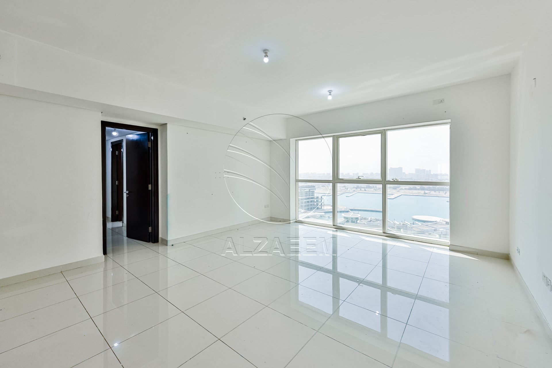 Move-in Ready | Higher Level | Sea and Urban Views