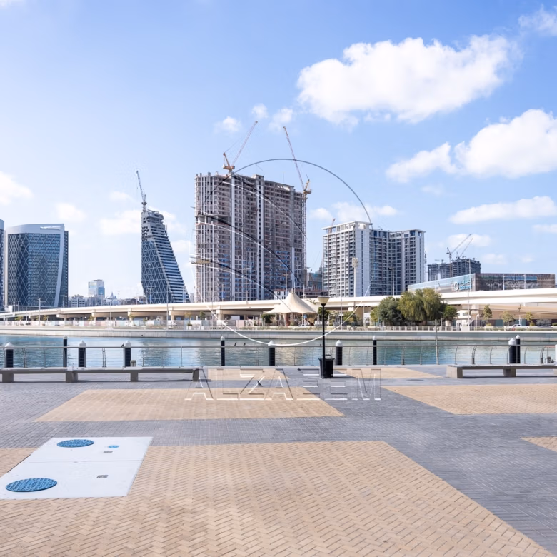 √ FURNISHED! Modified 2BR+Maid | Sea View √