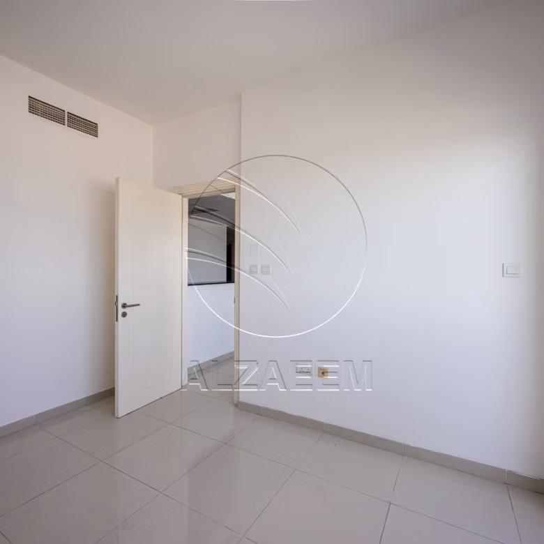 VACANT 1BR+Storage | Partial Sea View | Furnished