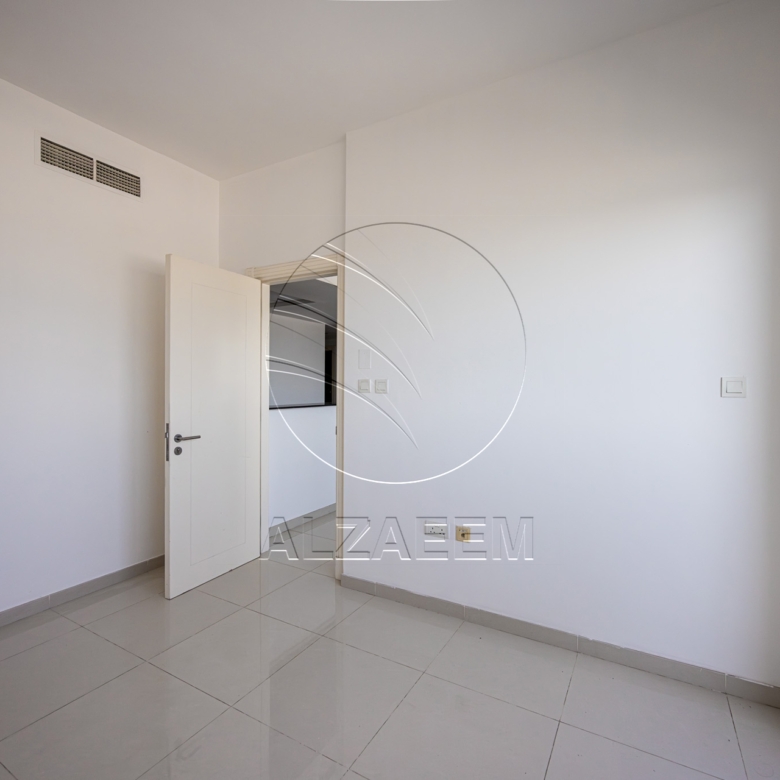 VACANT 1BR+Storage | Partial Sea View | Furnished