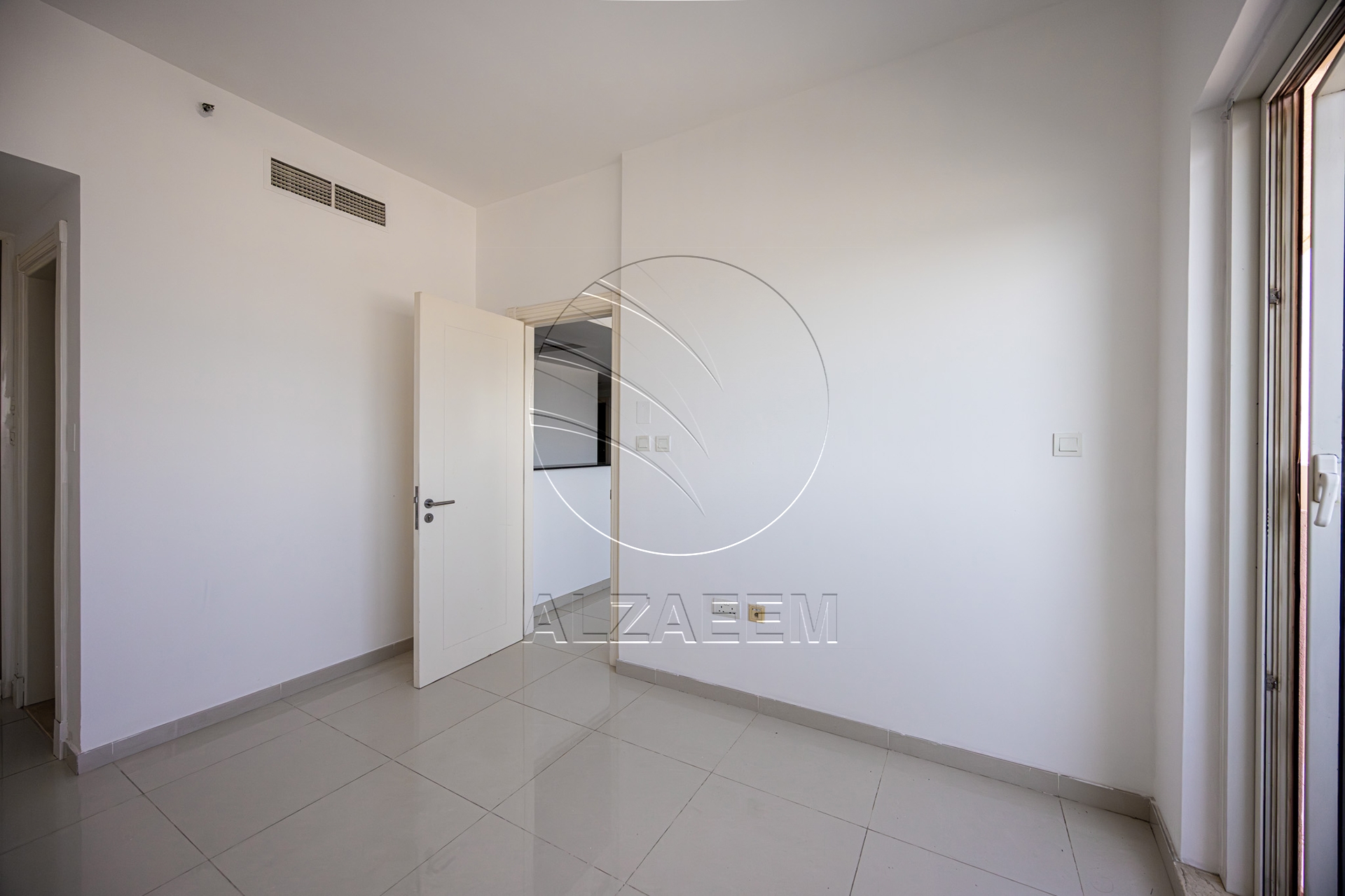 VACANT 1BR+Storage | Partial Sea View | Furnished