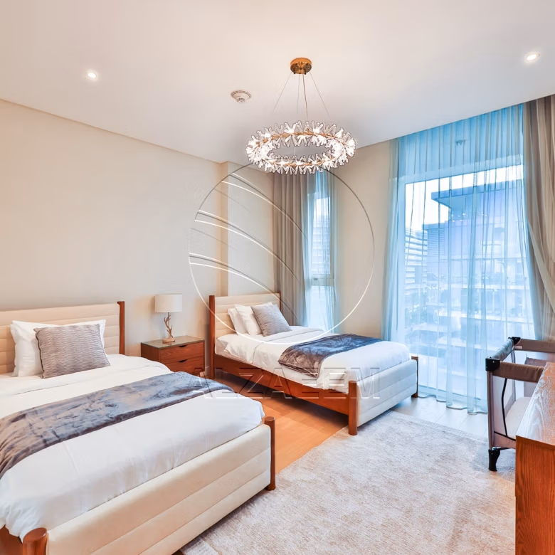 Fully Furnished | Stunning Sea View |2BR+M+Storage