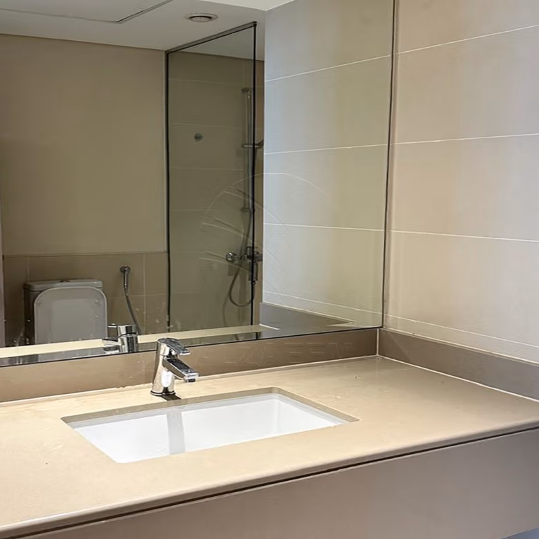 √ VACANT! High Level + Corner Unit | 3 Payments √