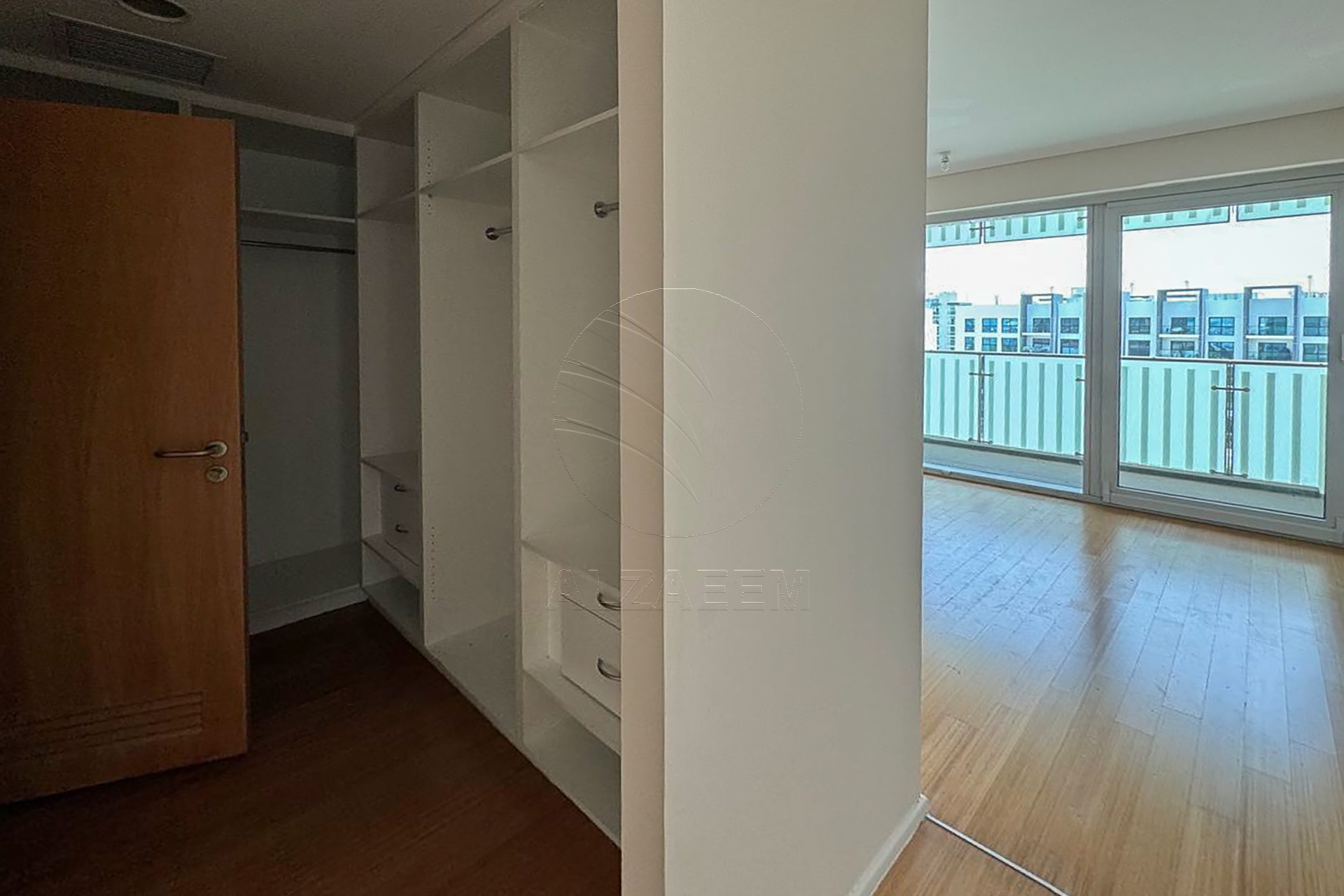 √Modern Living with Private Beach Access | Rented√