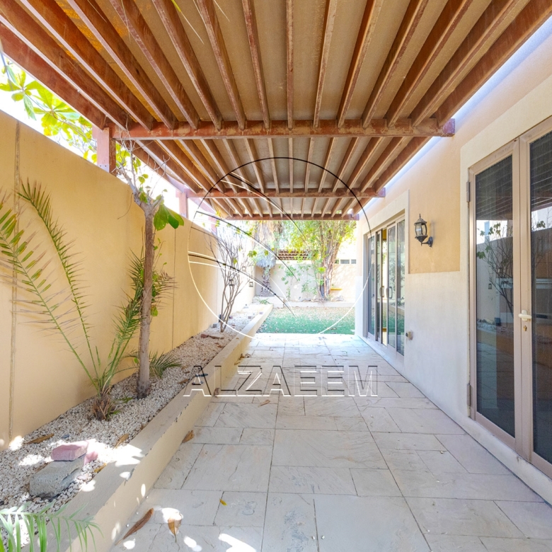 √ Villa Type S | Single Row Corner | VACANT √