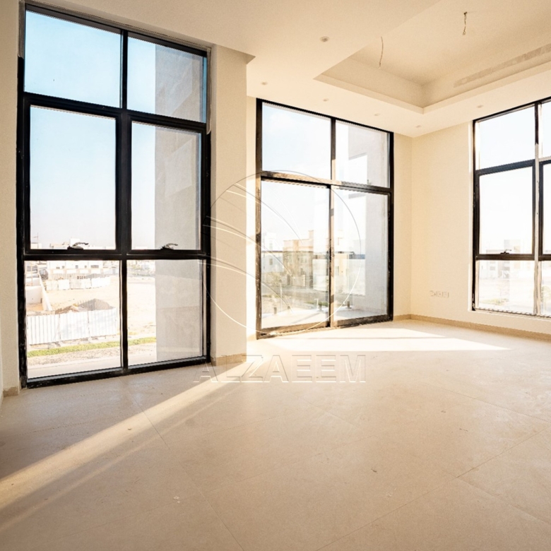 √Near Hand Over! Single Row Villa | High Ceiling√