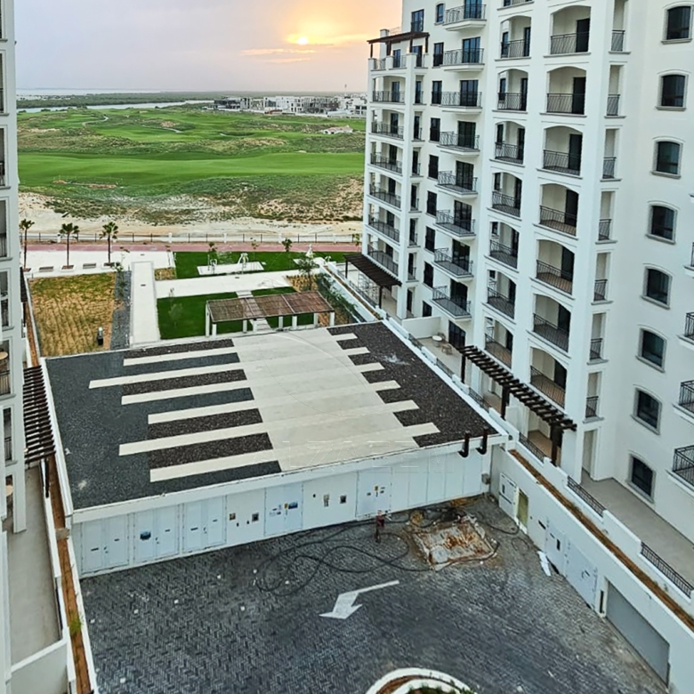 FURNISHED! High Floor | 2+M | Partial Golf View