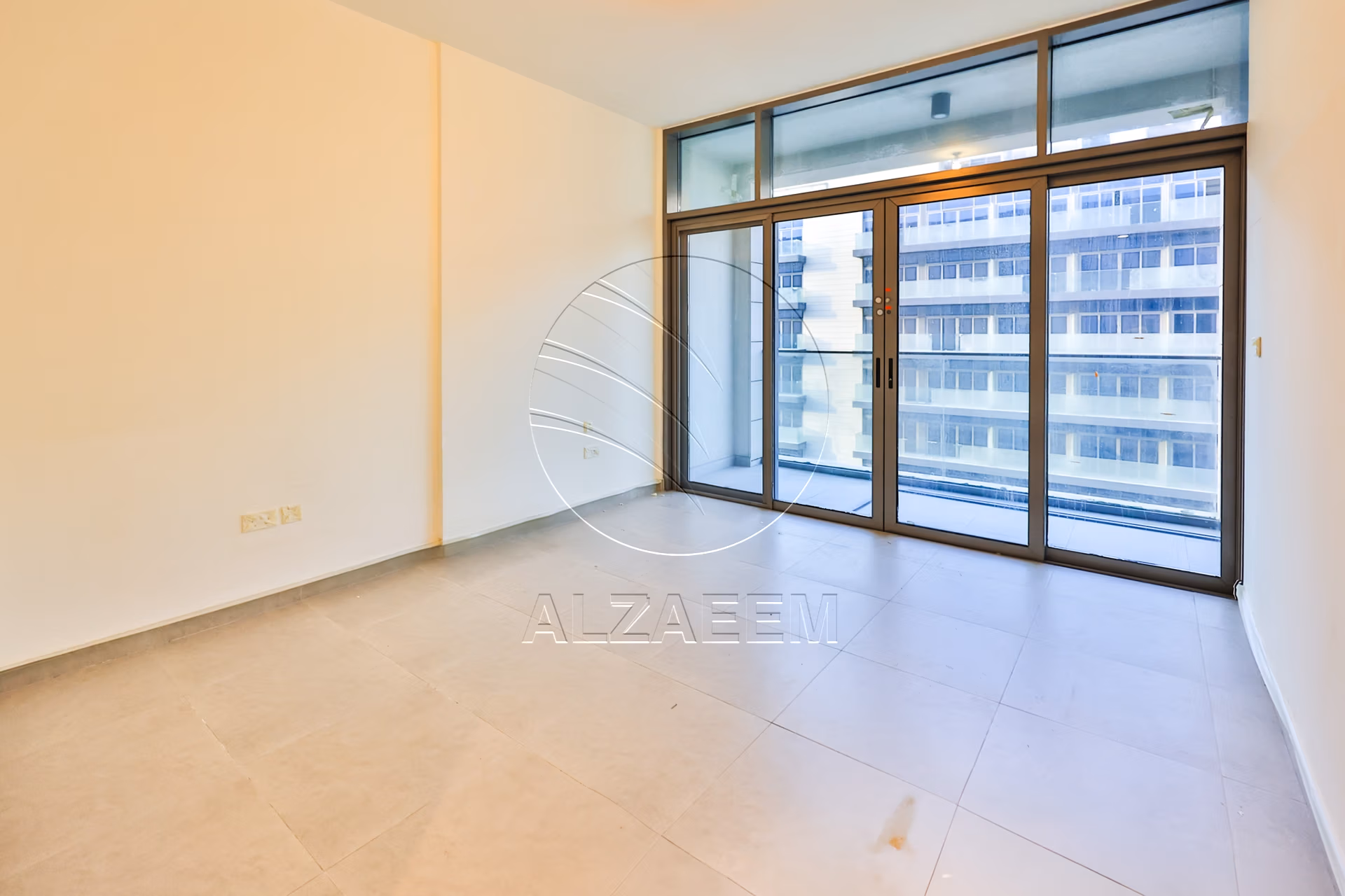 √Pool /Community View | High Floor | Rent Refund√