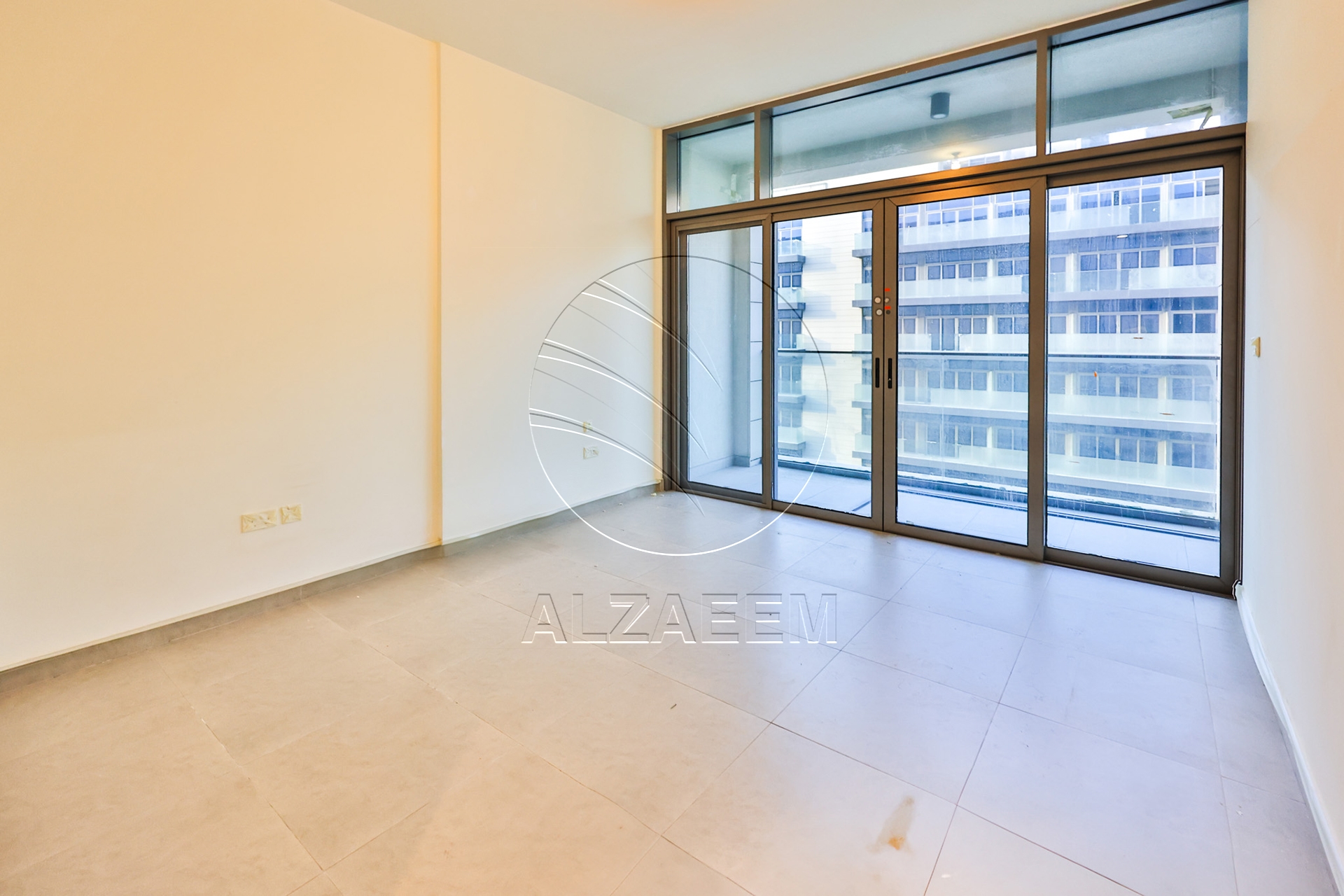 √Pool /Community View | High Floor | Rent Refund√