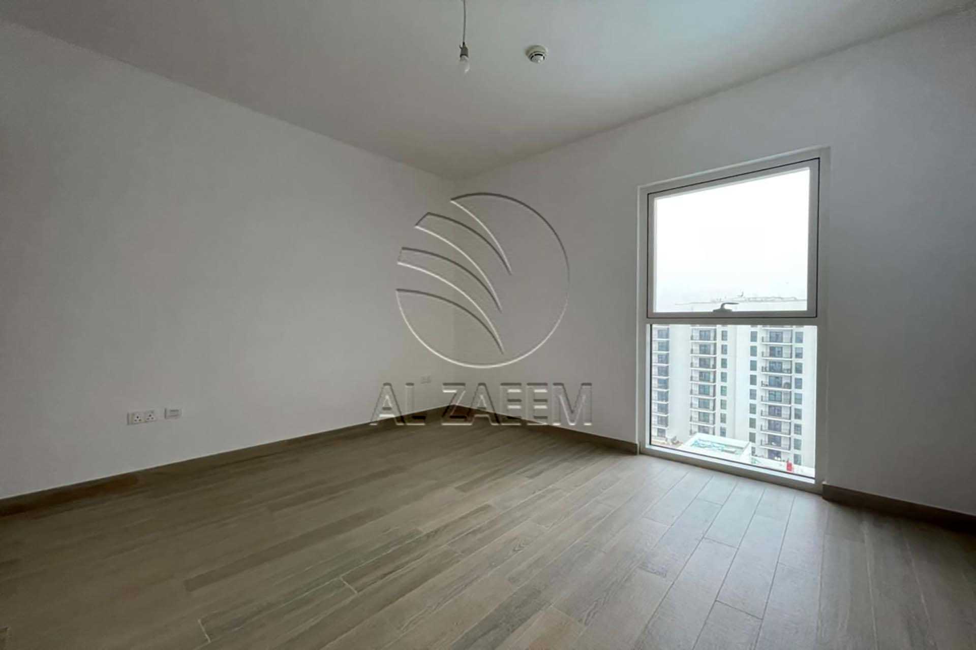 Ready to Move | High Floor | Partial Canal View