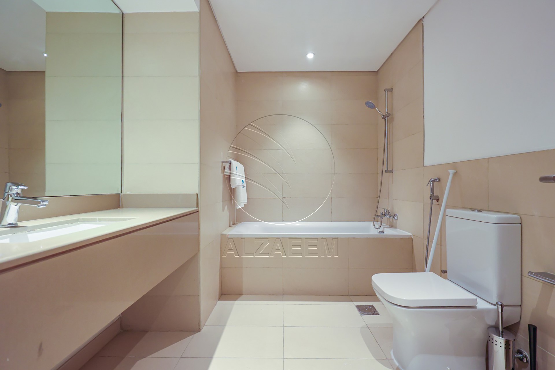 Partial Canal View | Furnished | Up to 3 Payments