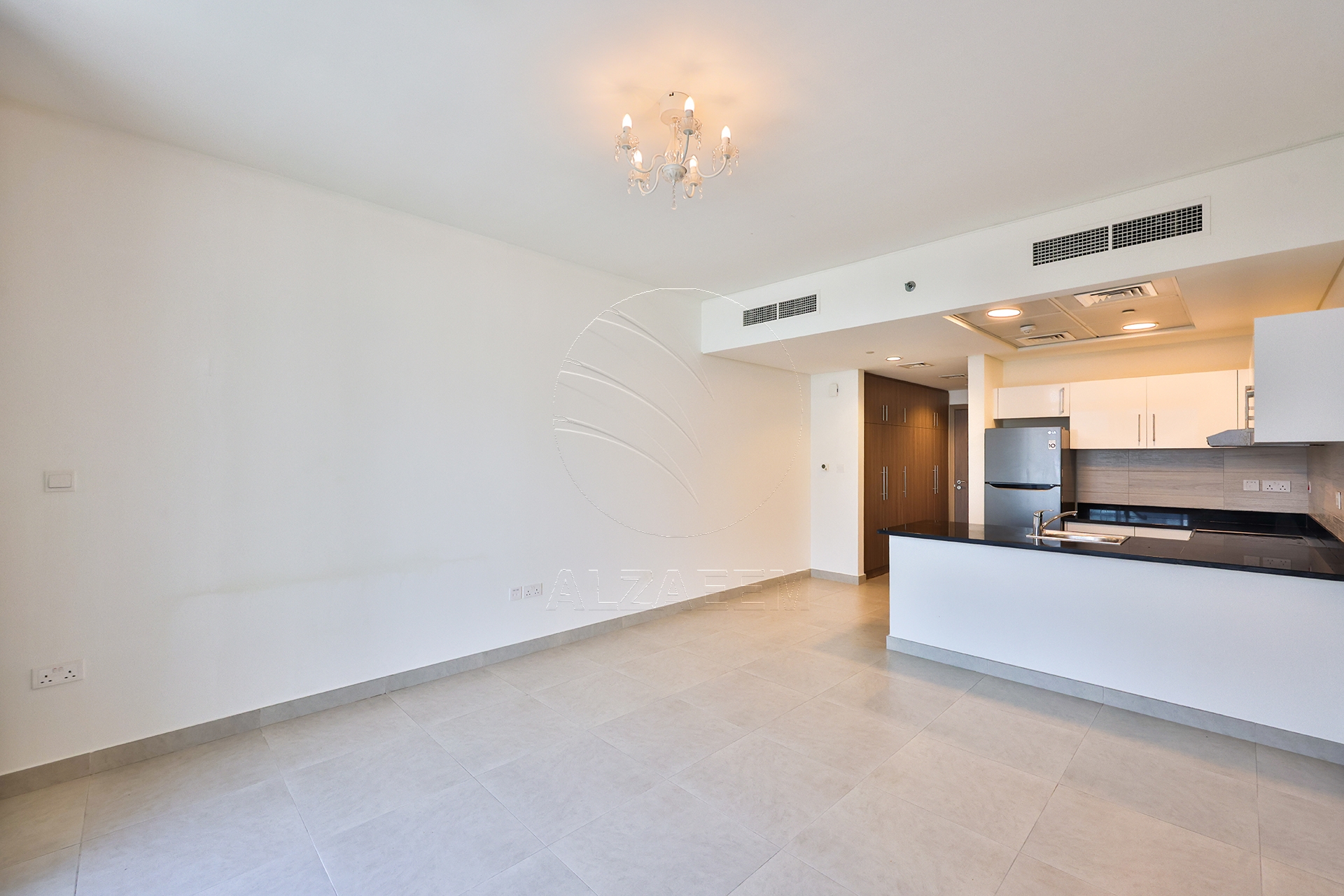 High Floor | White Goods Available | Move-in Ready