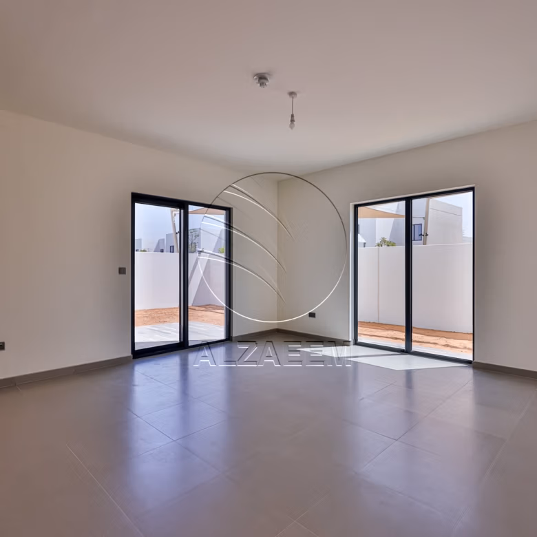 Double Row | Mid Unit | A New Family Home!