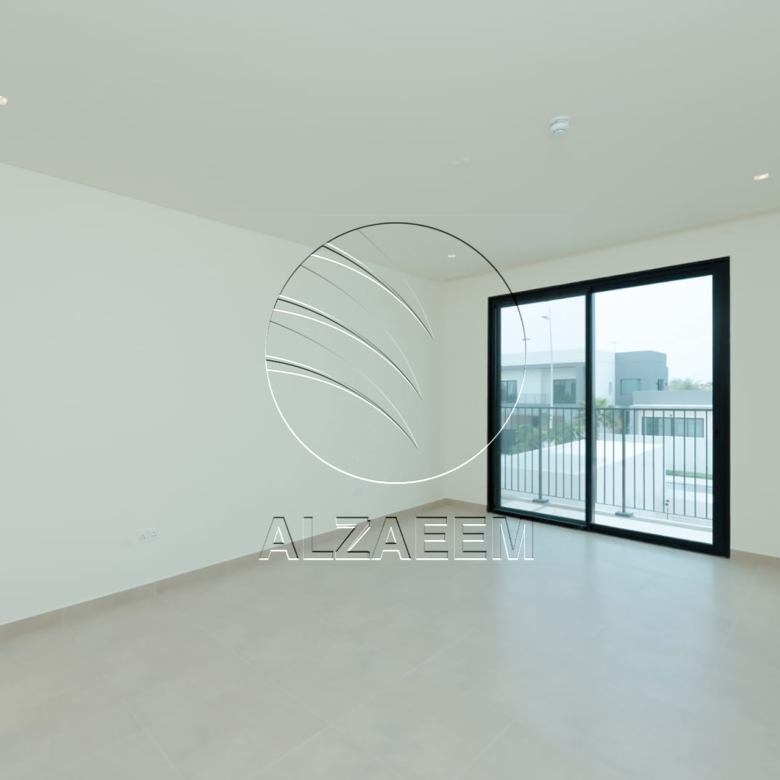 Single Row Corner | Facing Golf Course | Pool View