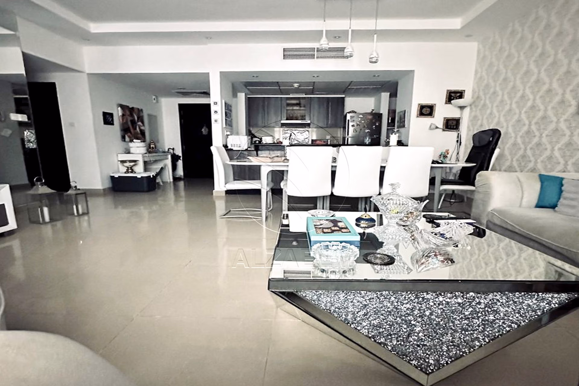 Furnished | VACANT | Easy Access to Amenities