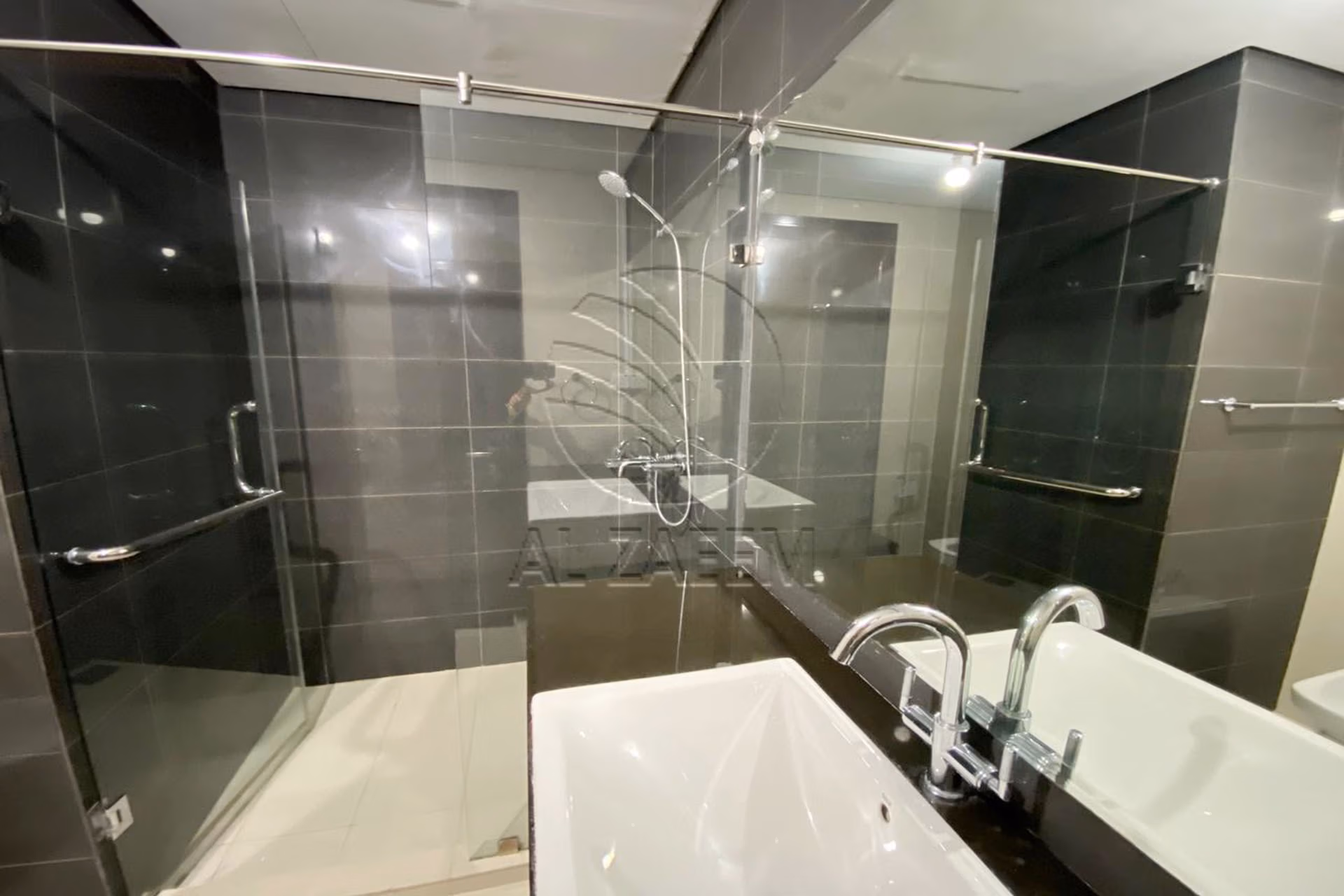 VACANT | High Level | 2 Payments | Nice Sea View
