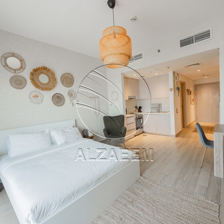 High Level + Furnished | Full Canal View | VACANT