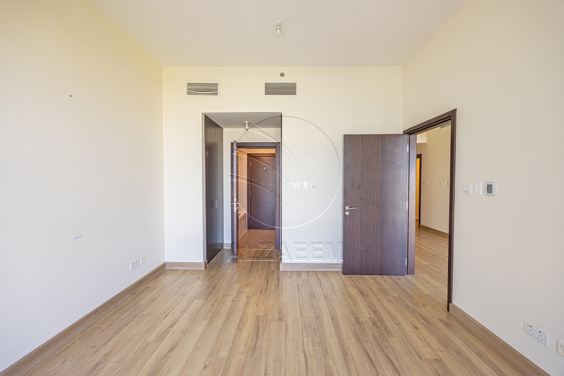 VACANT |1BR with Lovely View | Higher Floor