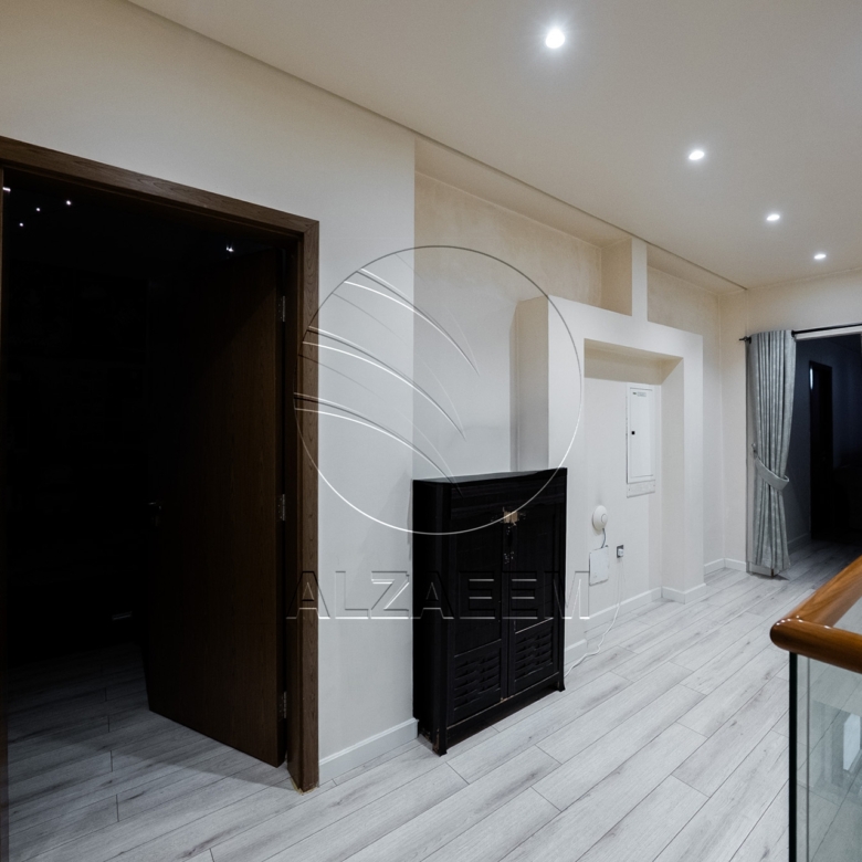 VIP | Upgraded Villa | Corner Single Row | Jacuzzi