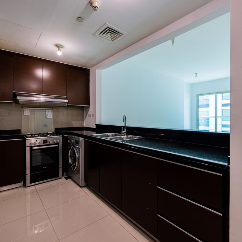 √High Floor | Balcony | Pool and Partial Sea View√