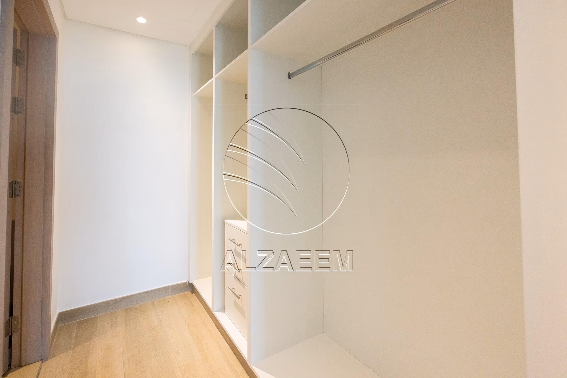 VACANT | Partial Canal View | Flexi Payments