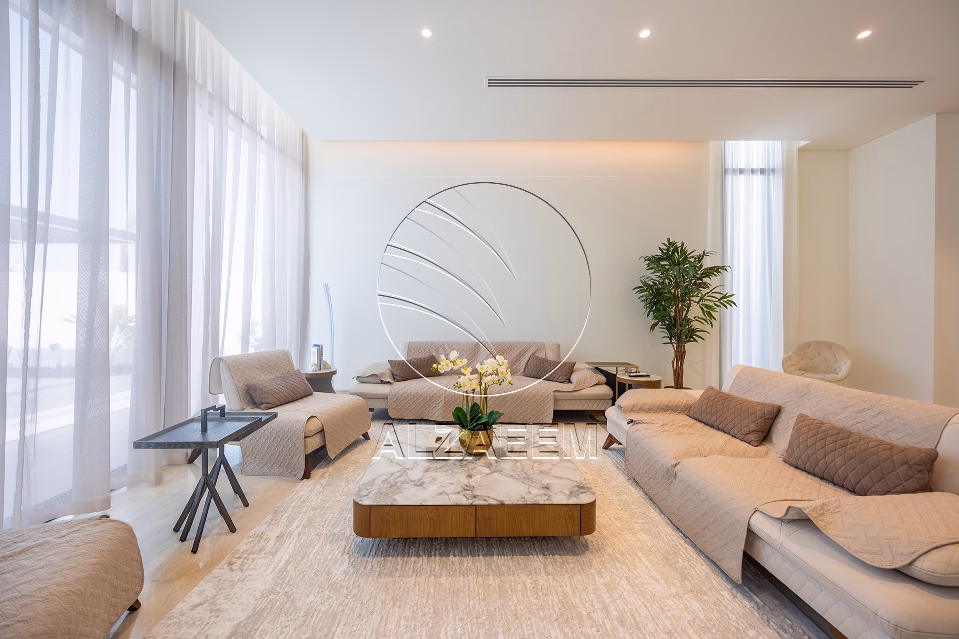 CORNER 5BR Villa with Pool | Landscaped Garden