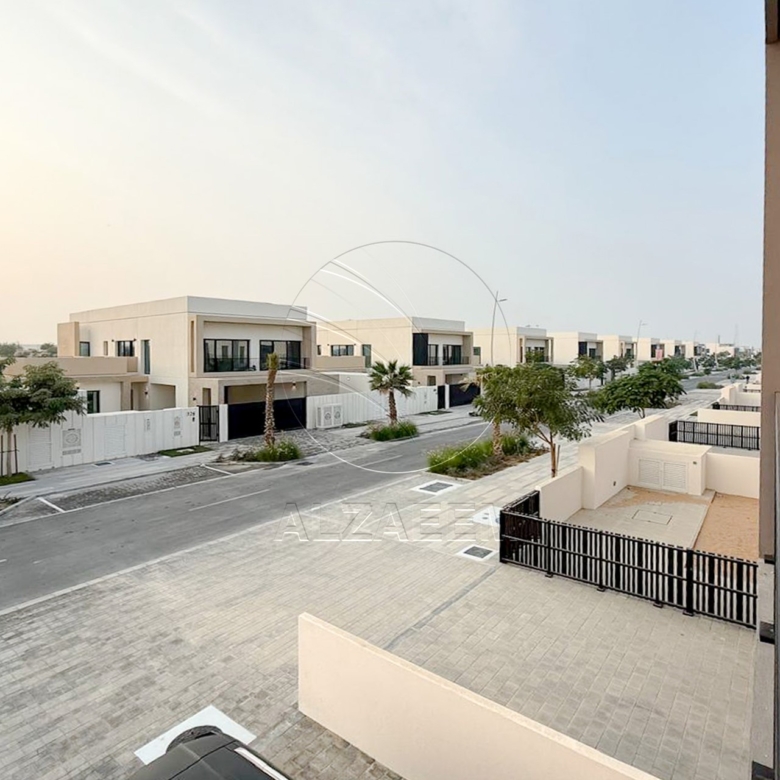 Single Row | Duplex 4BR Villa 4XS | Corner Unit