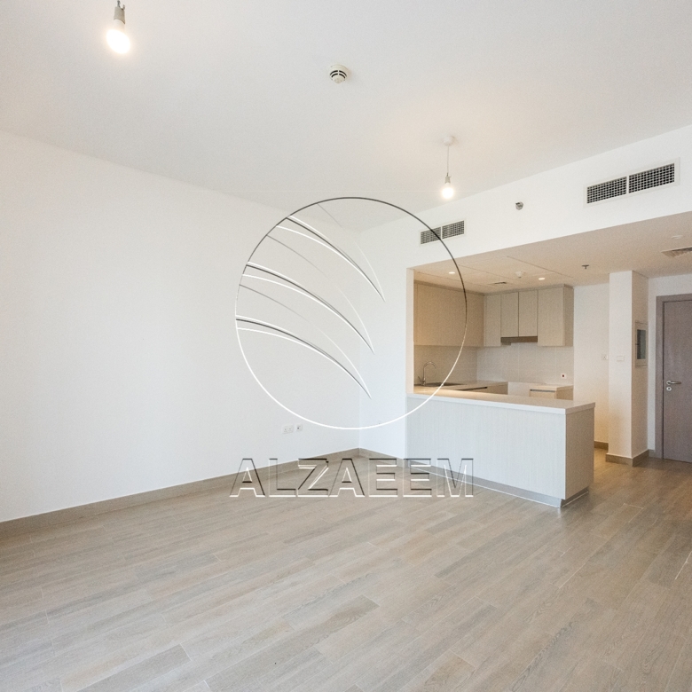 √ VACANT | Partial Canal View | Flexi Payments √