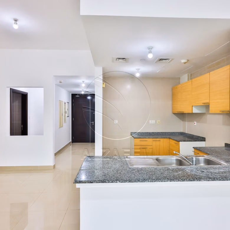 VACANT and Exclusive | 4 Payments | Community View