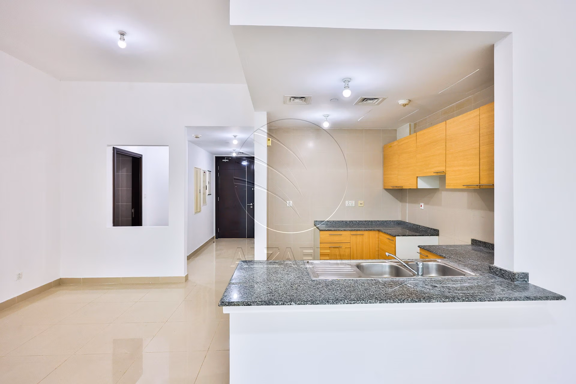 VACANT and Exclusive | 4 Payments | Community View